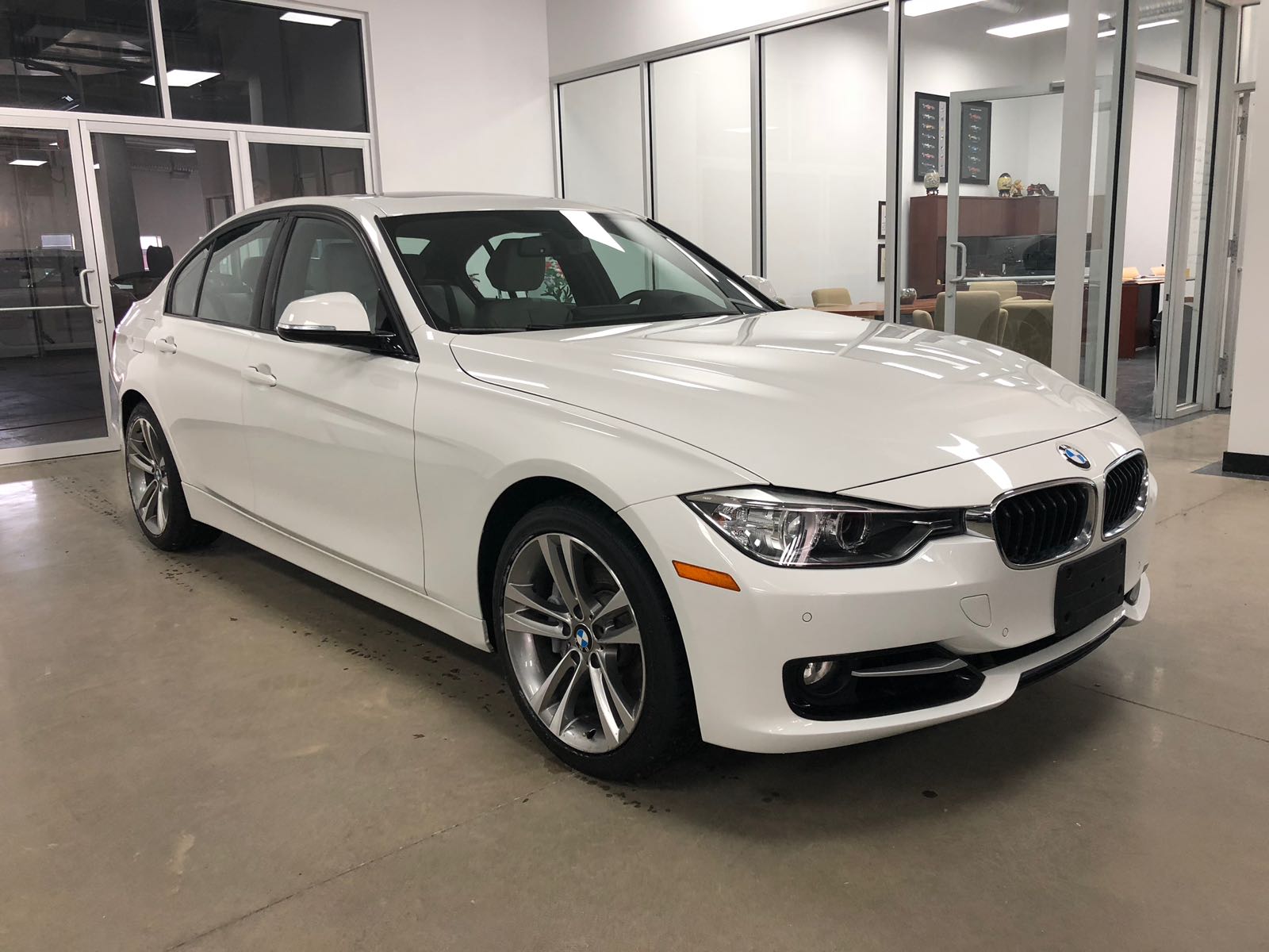 2013 BMW 335i XDrive, Sport, MINT - Silverzinc Motors