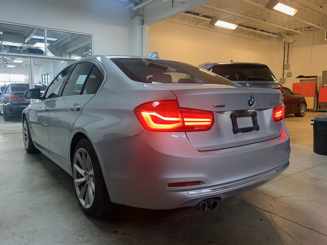 2016 Bmw 3 Series 328i Xdrive Awd Navi Sunroof Low Km Silverzinc Motors