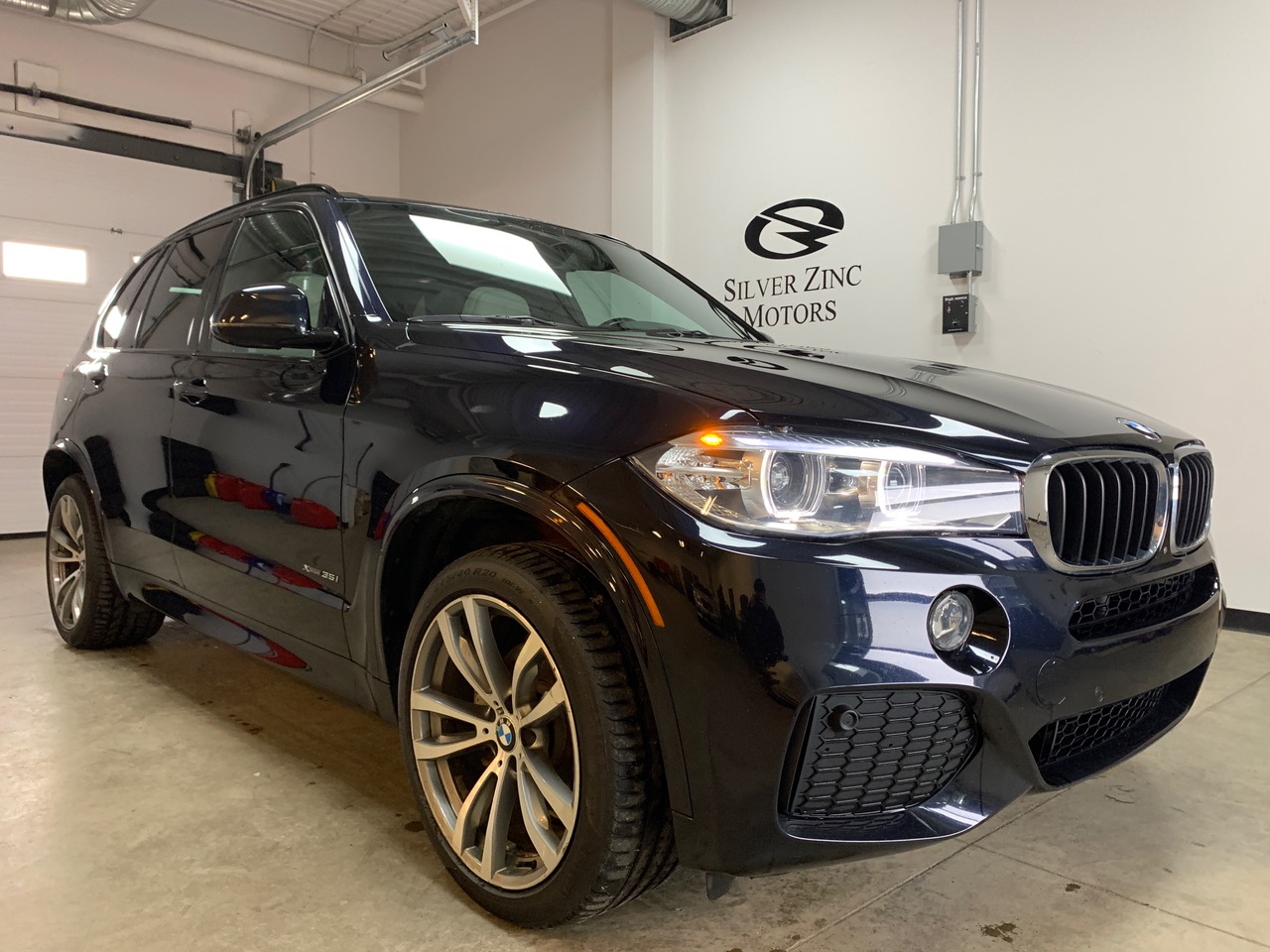 2016 BMW X5 xDrive35i M-sport, Factory Warranty, No Accident - Silverzinc Motors